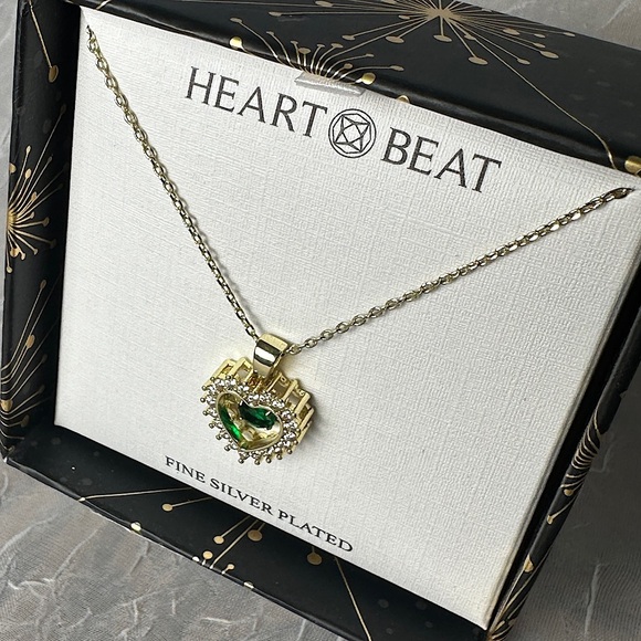 3/$20 💥 Gold Plated Heartbeat Emerald Stone Necklace Heart Shaped Pendent - Picture 6 of 17